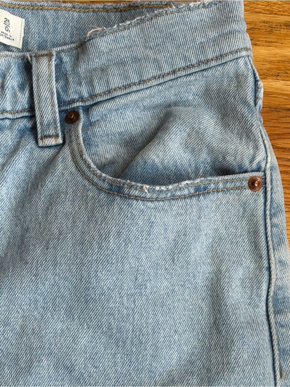 Abercrombie & Fitch The ’90s Relaxed High Rise Jeans – Size 25 - Picture 6 of 11